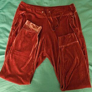 Deep pink velvet jogger